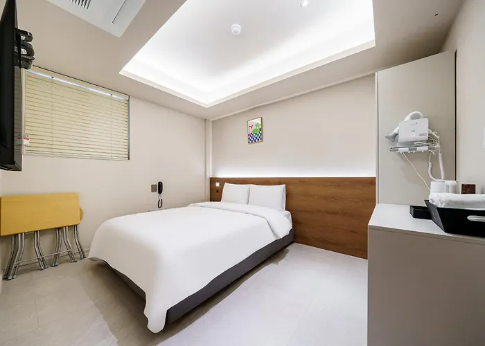 The An Hotel Hotel 2*