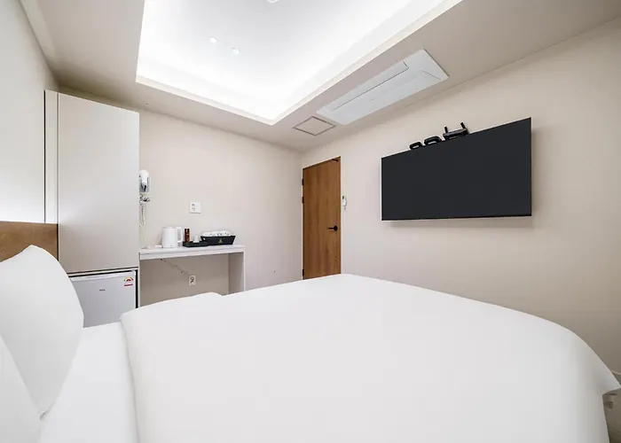 The An Hotel 2*