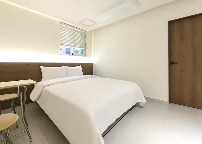 The An Hotel 2*