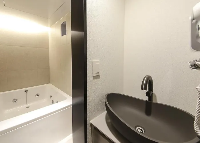 Hotel The An Hotel 2*